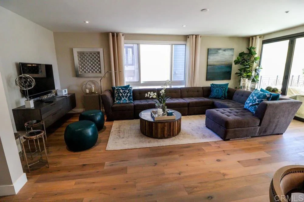 2665 5th Avenue 304, San Diego, California 92103 home-pic-3