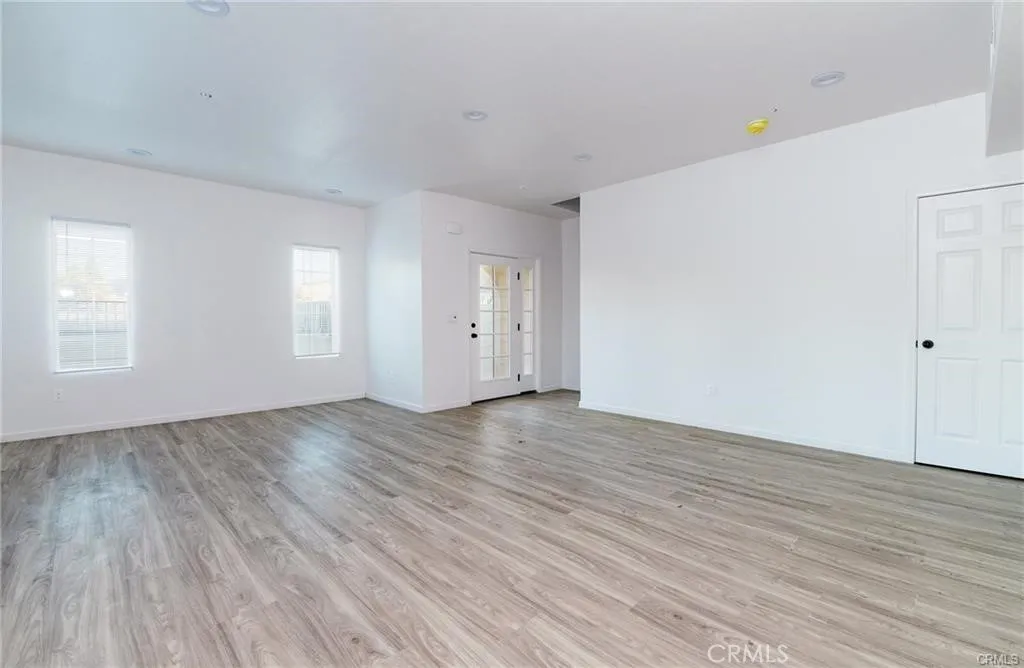 5518 E Los Angeles Avenue 2, Simi Valley, California 93063 home-pic-9