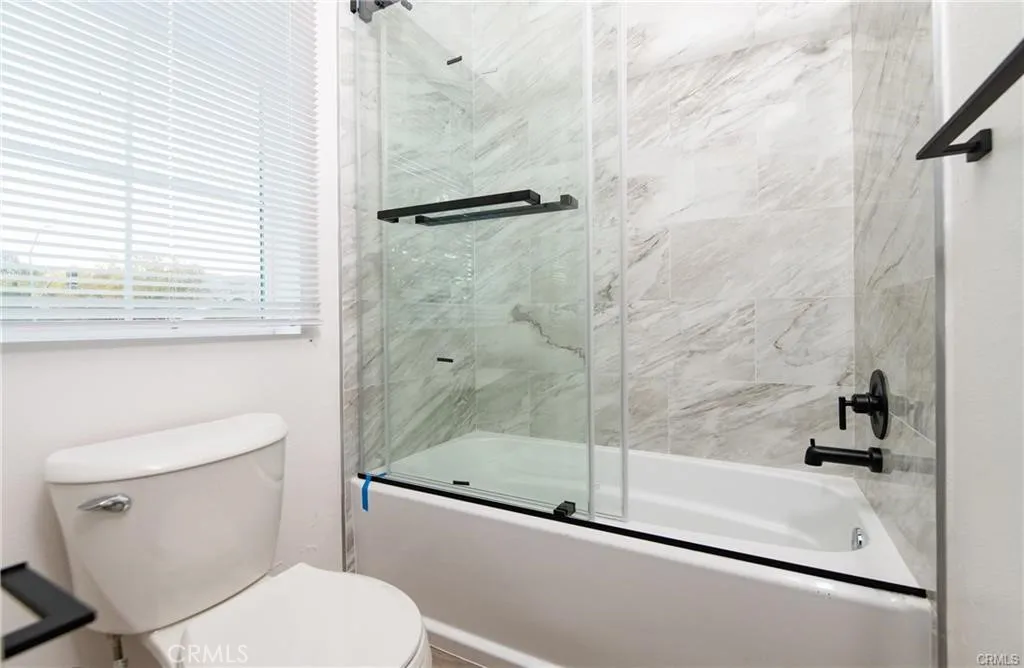 5518 E Los Angeles Avenue 1, Simi Valley, California 93063 home-pic-19