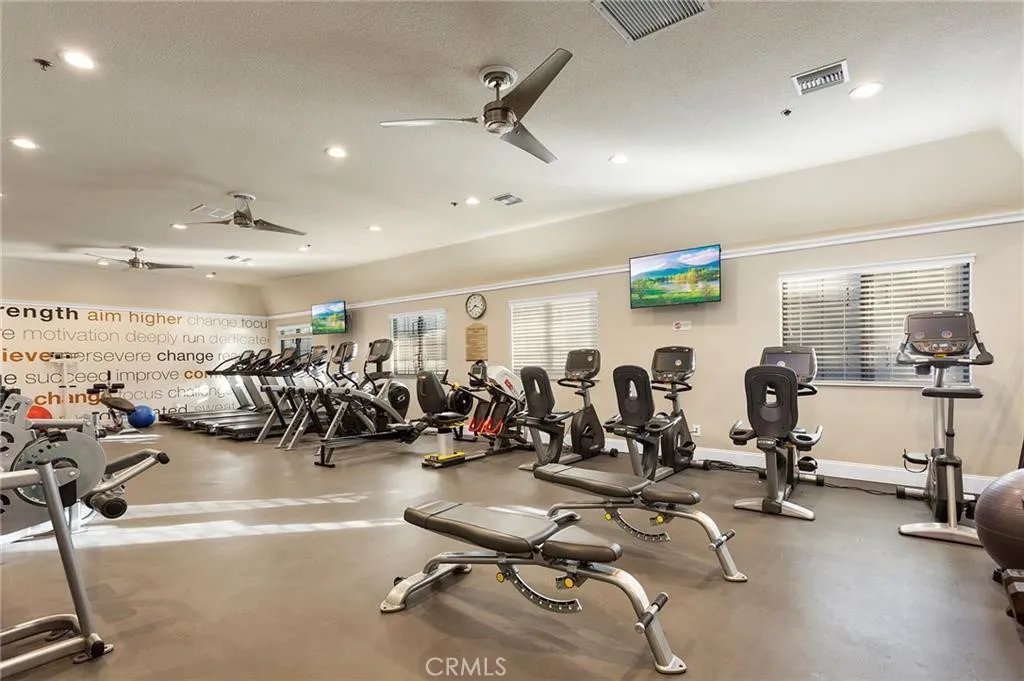 40252 Via Aguadulce, Murrieta, California 92562 home-pic-40