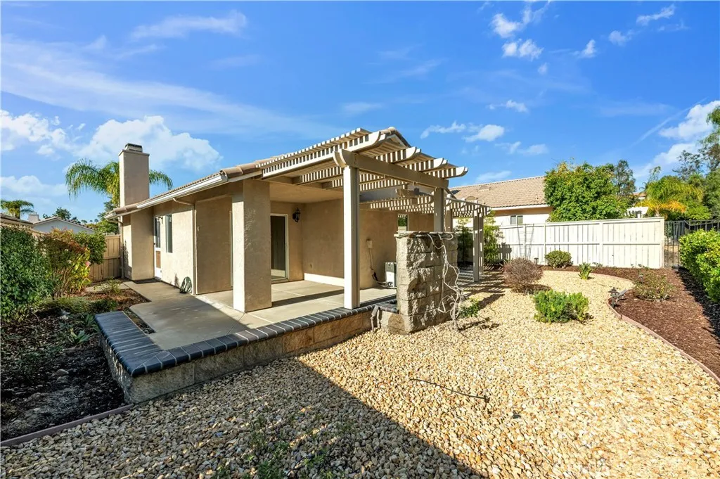 40252 Via Aguadulce, Murrieta, California 92562 home-pic-20