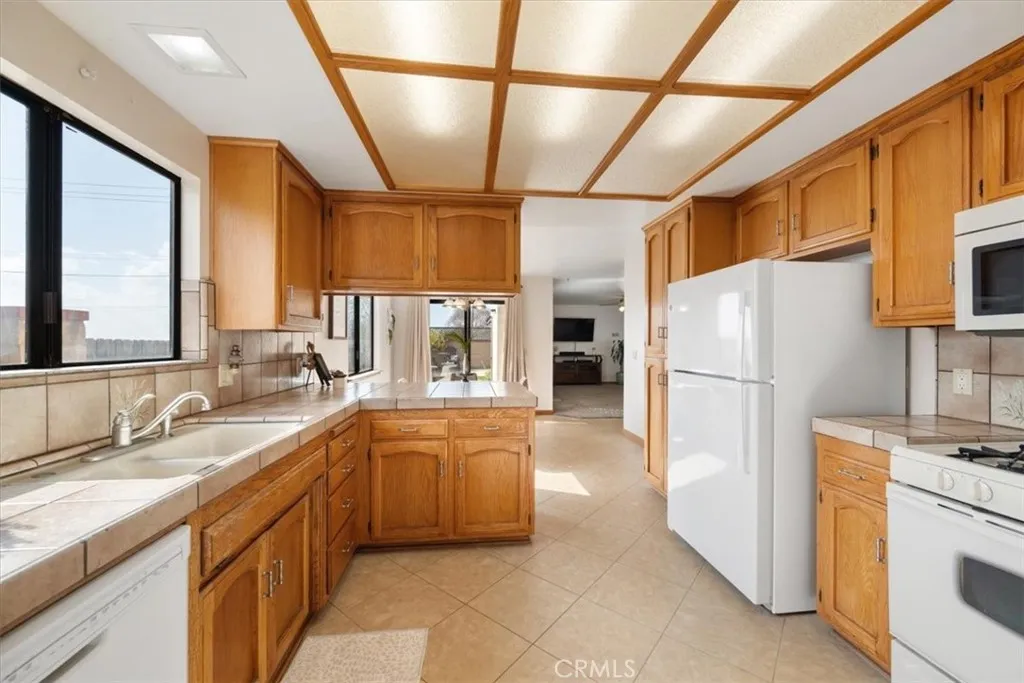 817 Valley, Arroyo Grande, California 93420 home-pic-17