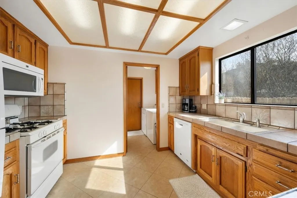 817 Valley, Arroyo Grande, California 93420 home-pic-16