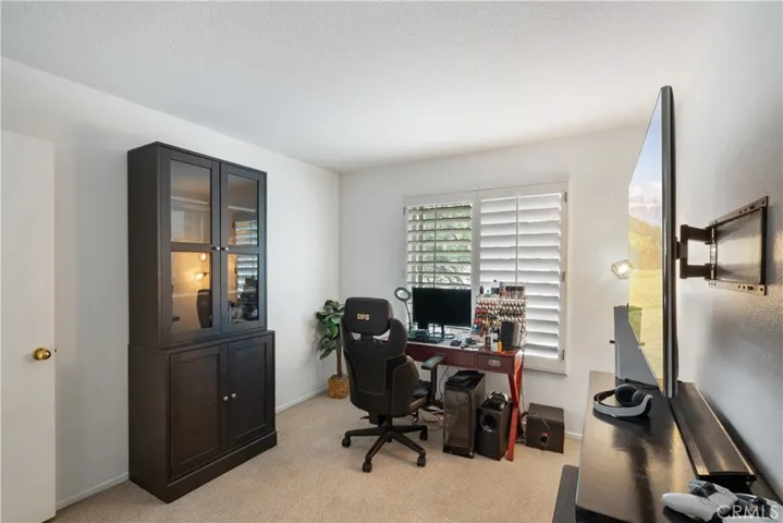 686 Azure 2, Corona, California 92879