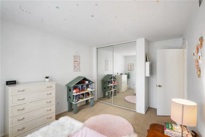 686 Azure 2, Corona, California 92879