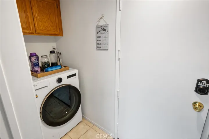 686 Azure 2, Corona, California 92879