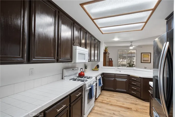 686 Azure 2, Corona, California 92879