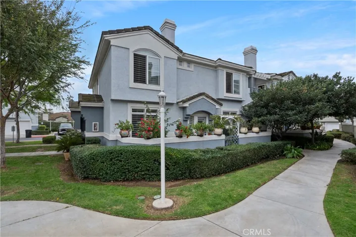 686 Azure 2, Corona, California 92879