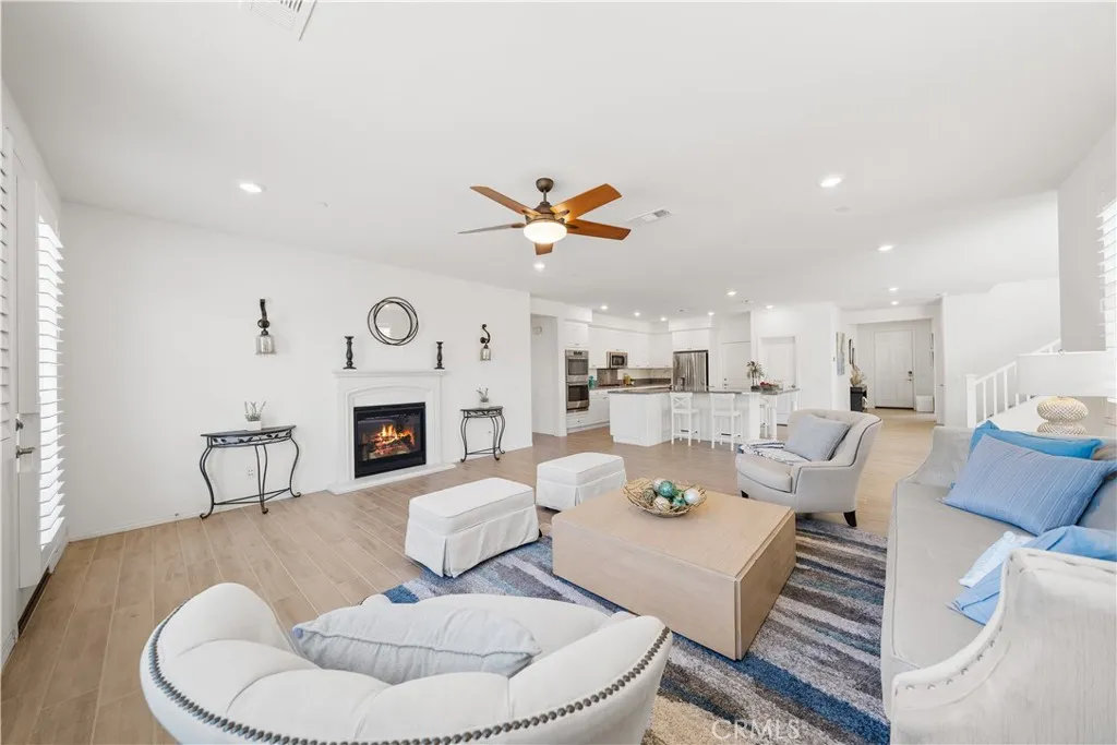 6979 Housatonic Ct, Jurupa Valley, California 91752 home-pic-9