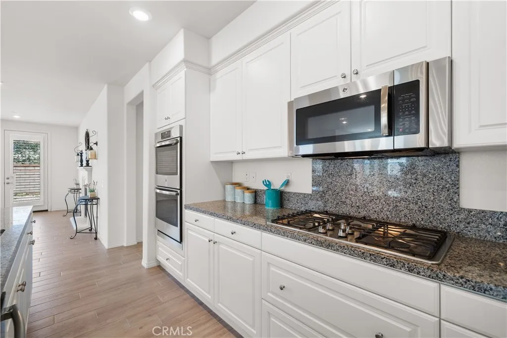 6979 Housatonic Ct, Jurupa Valley, California 91752 home-pic-7