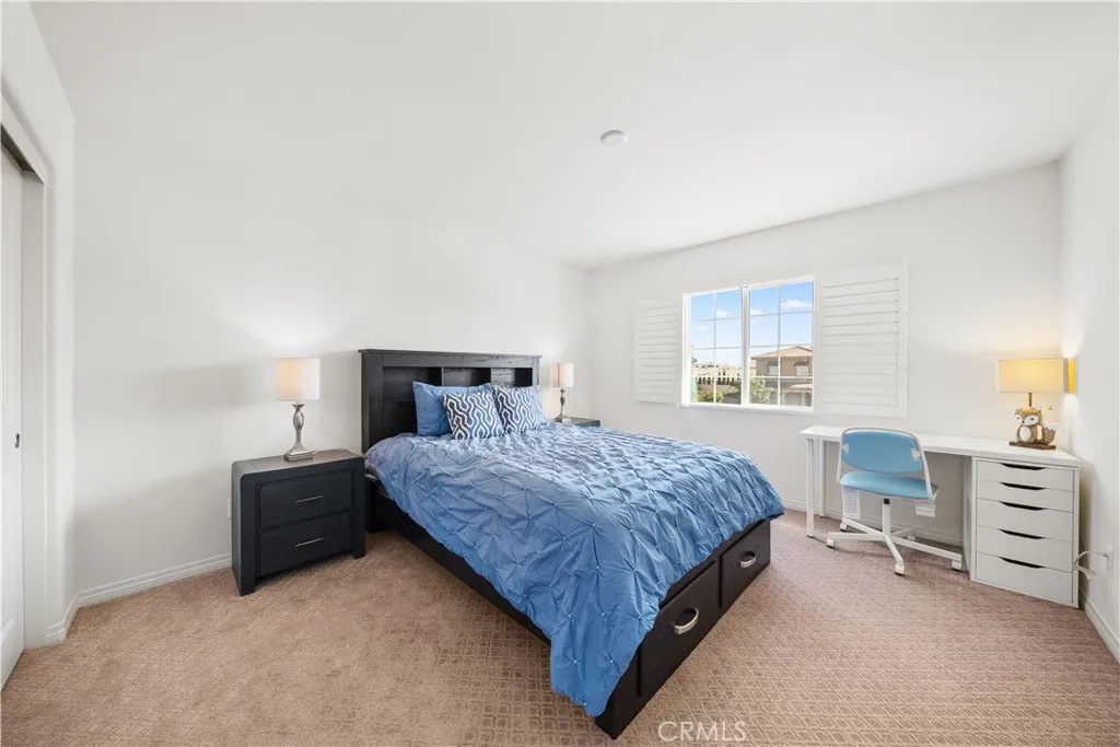 6979 Housatonic Ct, Jurupa Valley, California 91752 home-pic-16