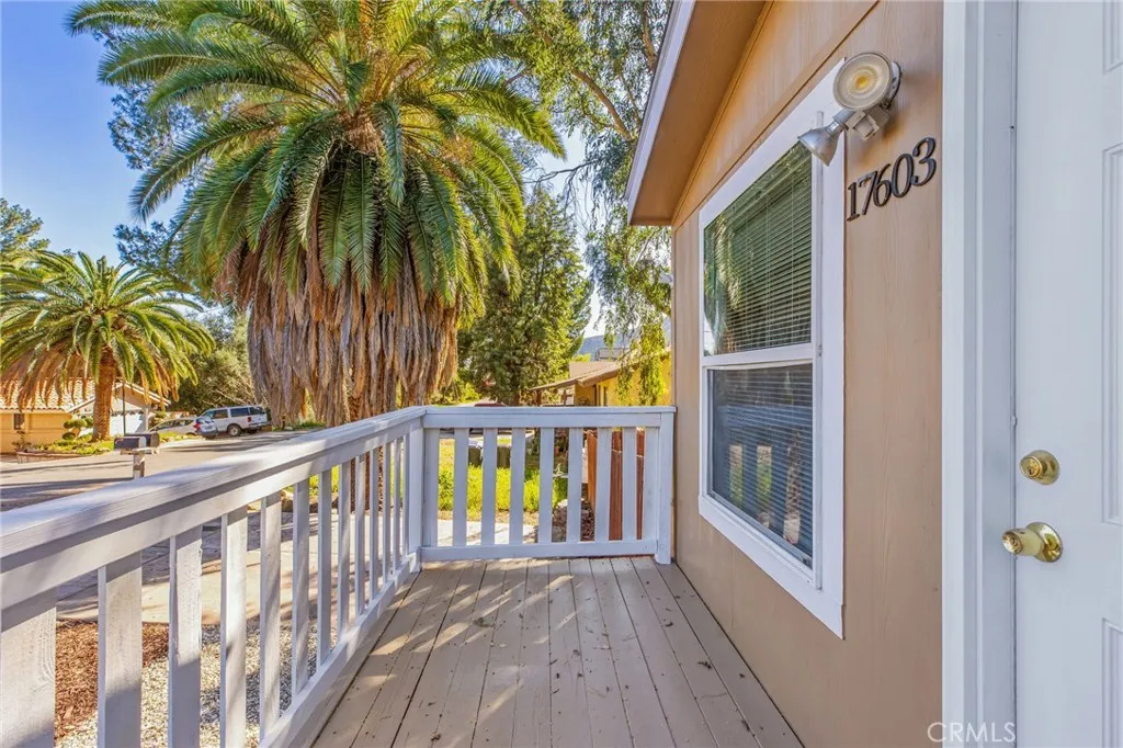17603 Hays, Lake Elsinore, California 92530 home-pic-5