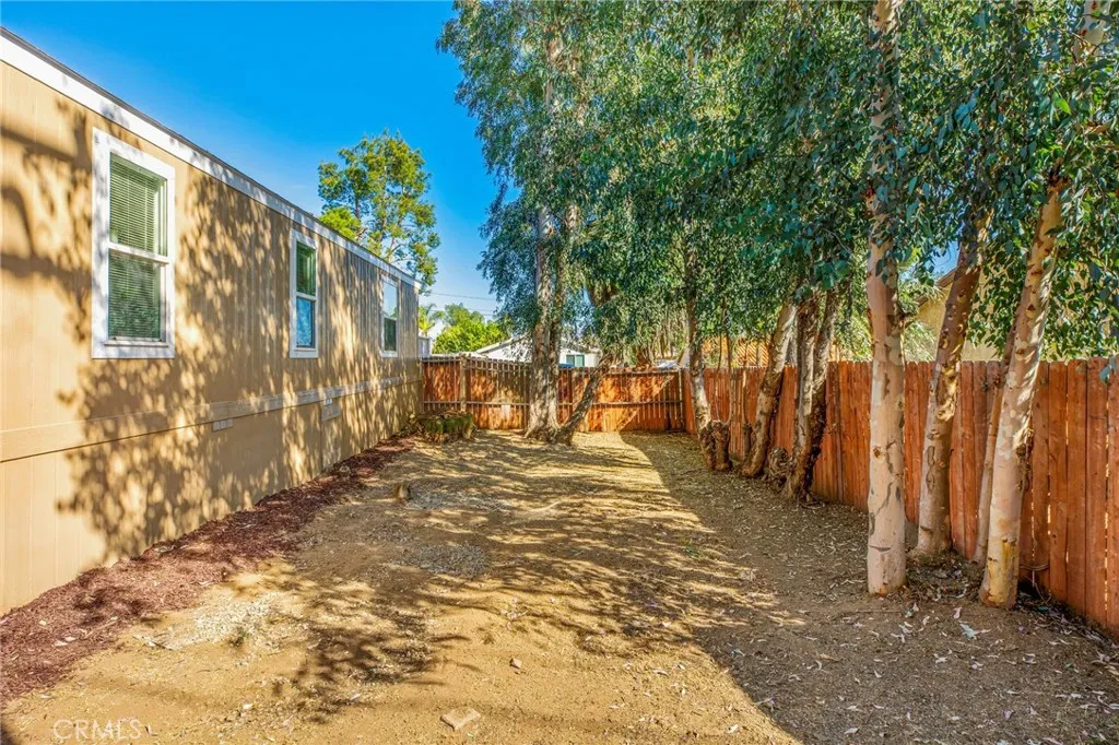 17603 Hays, Lake Elsinore, California 92530 home-pic-29