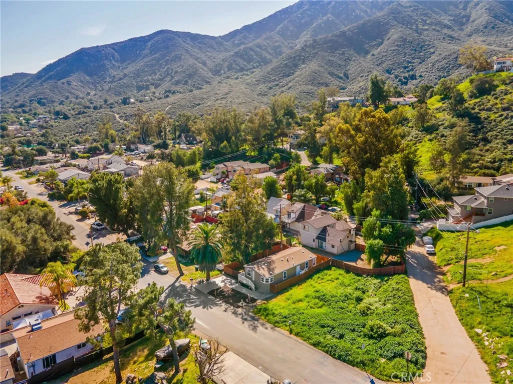 17603 Hays, Lake Elsinore, California 92530 home-pic-33