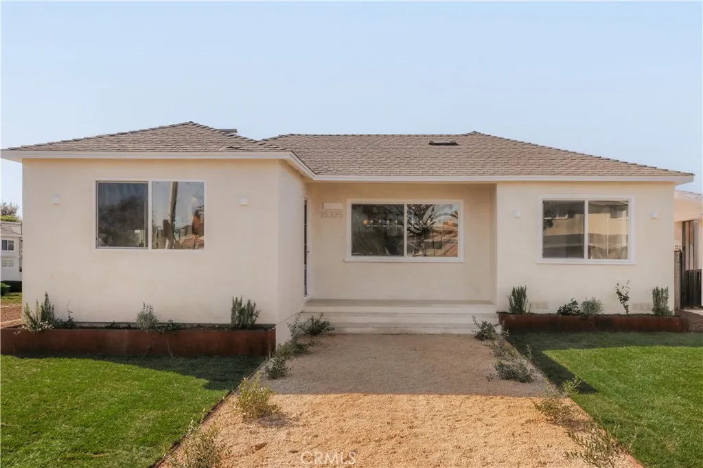 15325 Gramercy Place, Gardena, California 90249 home-pic-12