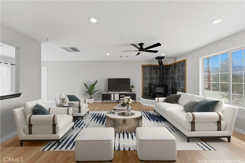 9067 Santa Fe Trail, Lucerne Valley, California 92356 home-pic-7