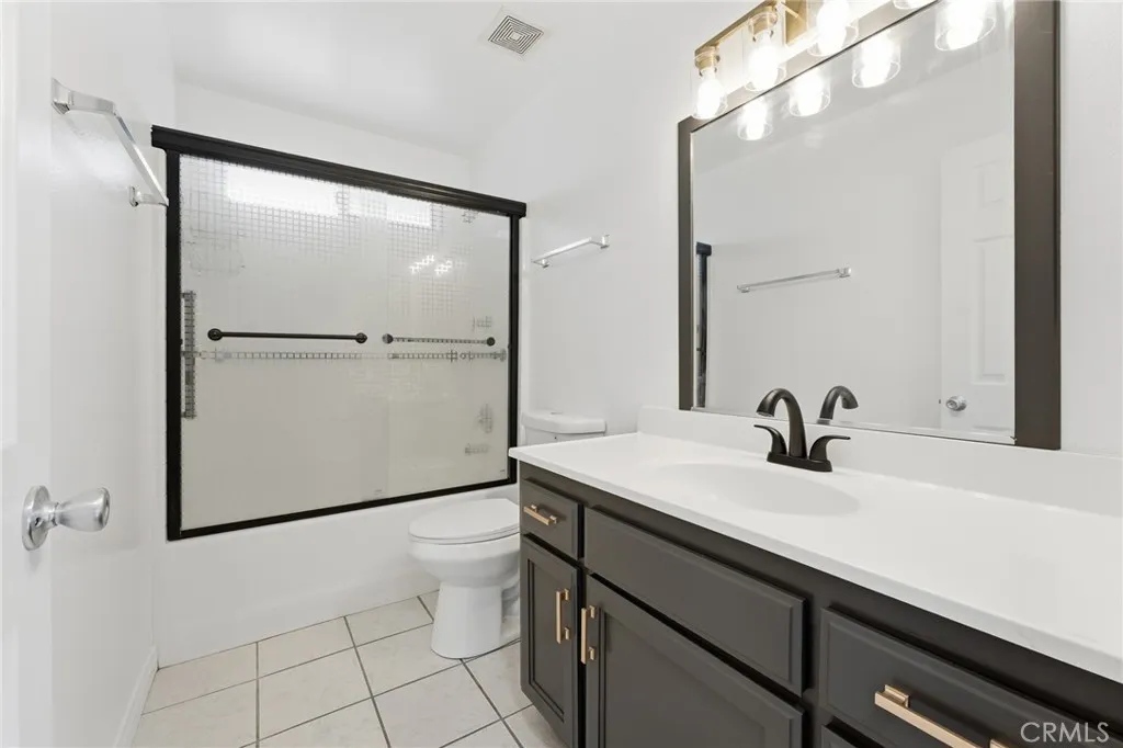 9067 Santa Fe Trail, Lucerne Valley, California 92356 home-pic-9