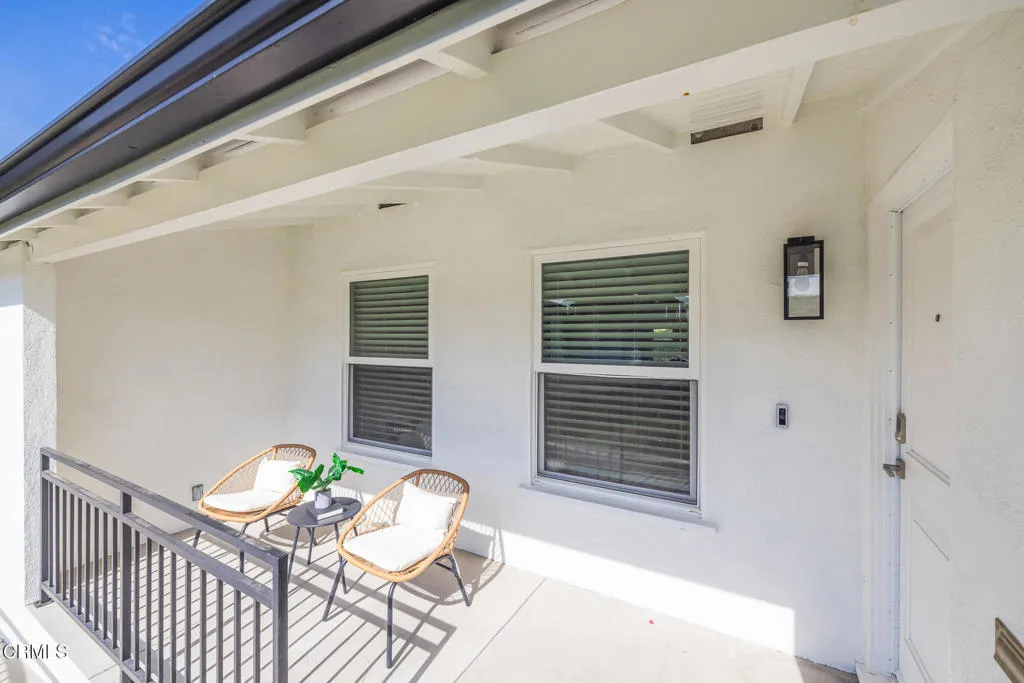 12435 Huston Street, Los Angeles, California 91607 home-pic-9