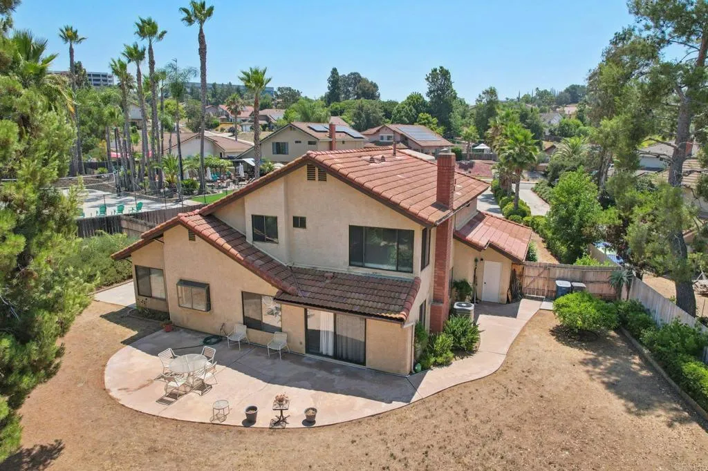 2432 Live Oak Road, Escondido, California 92029 home-pic-74