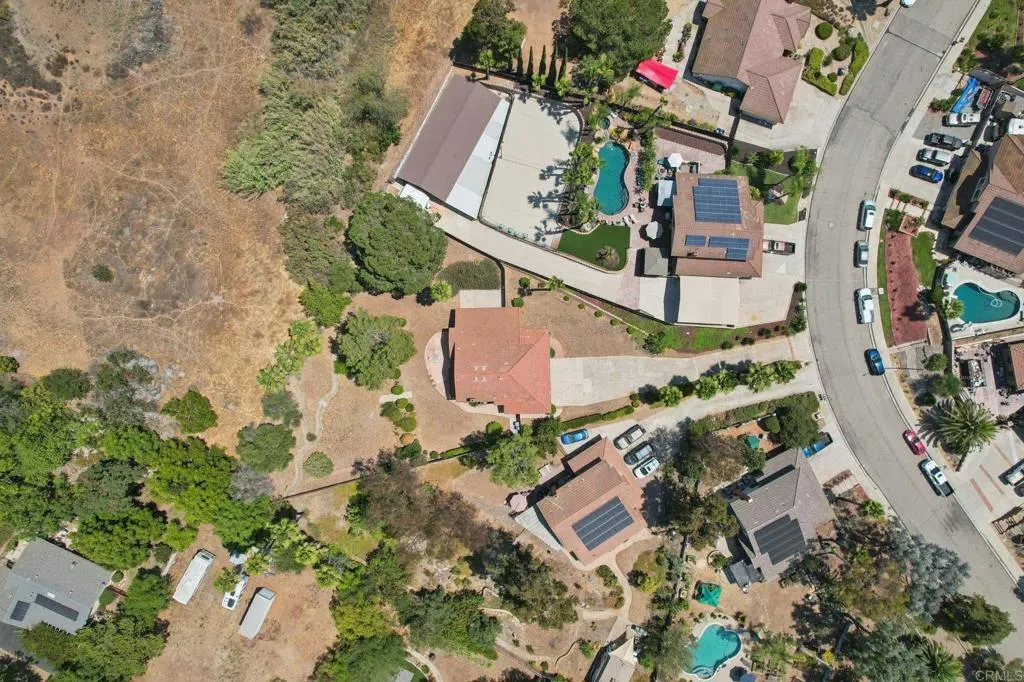 2432 Live Oak Road, Escondido, California 92029 home-pic-62