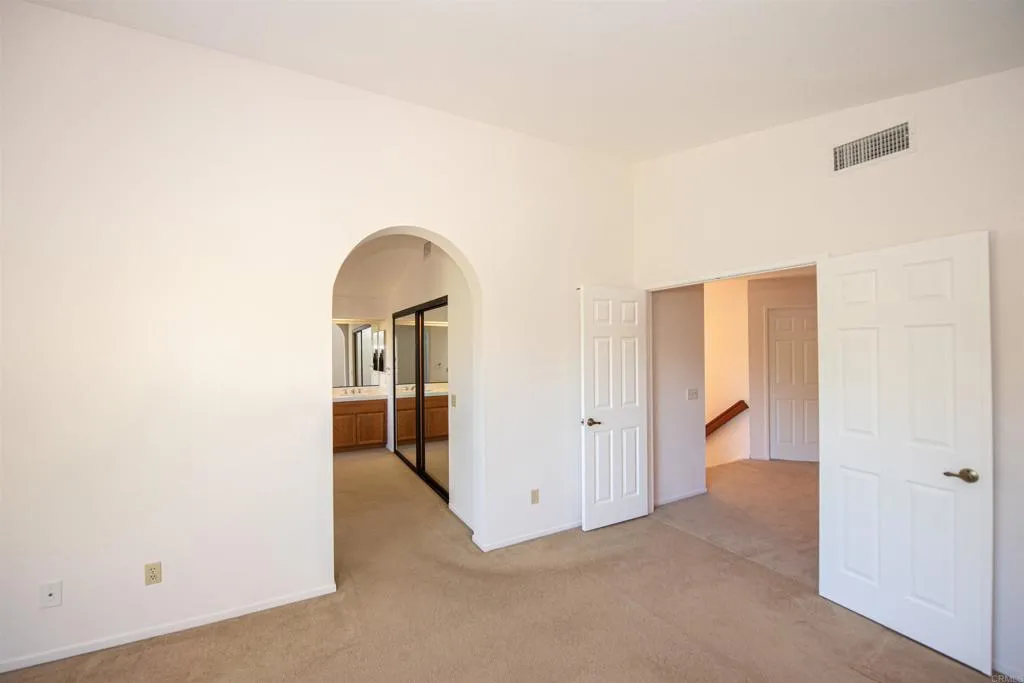 2432 Live Oak Road, Escondido, California 92029 home-pic-45
