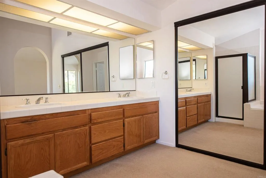 2432 Live Oak Road, Escondido, California 92029 home-pic-46