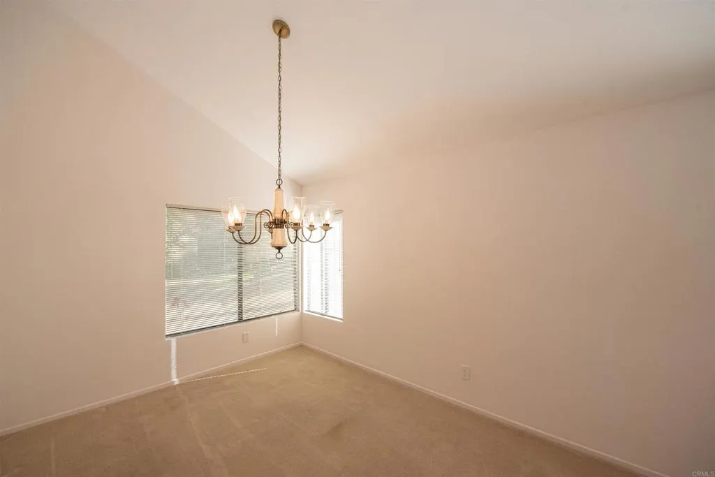 2432 Live Oak Road, Escondido, California 92029 home-pic-13
