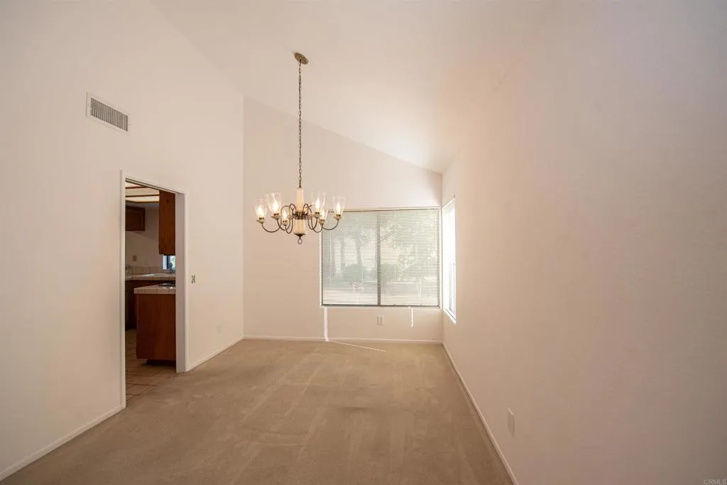 2432 Live Oak Road, Escondido, California 92029 home-pic-16