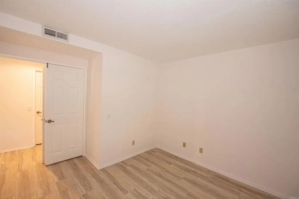 2432 Live Oak Road, Escondido, California 92029 home-pic-33