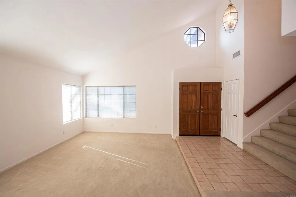 2432 Live Oak Road, Escondido, California 92029 home-pic-14