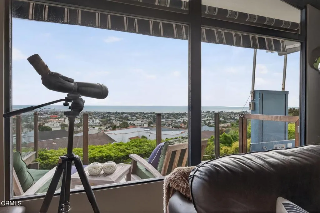 2222 Sunset Drive, Ventura, California 93001 home-pic-25