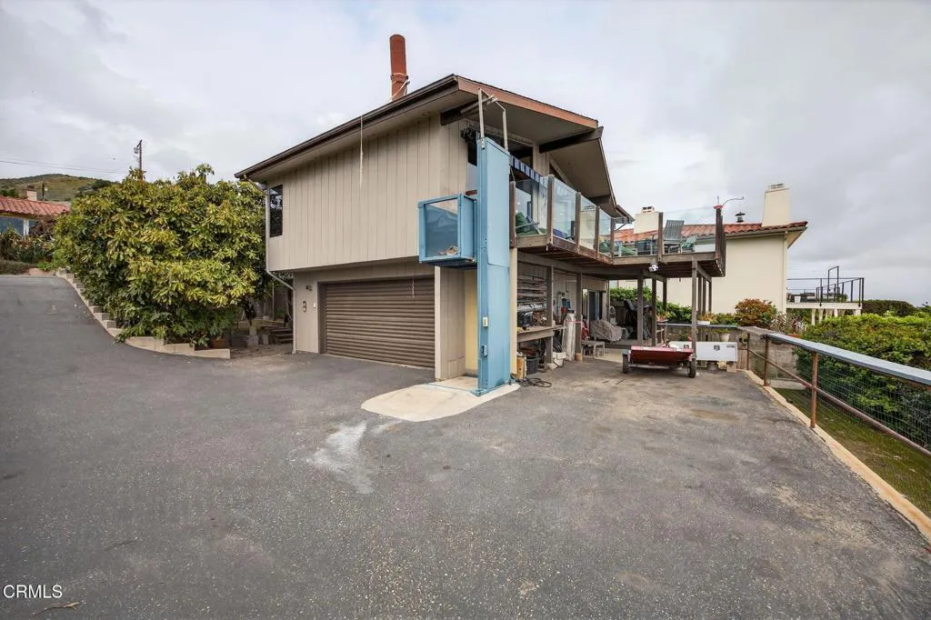 2222 Sunset Drive, Ventura, California 93001 home-pic-58