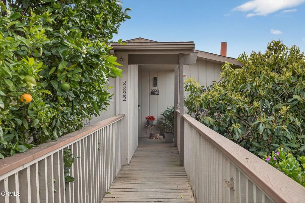 2222 Sunset Drive, Ventura, California 93001 home-pic-17