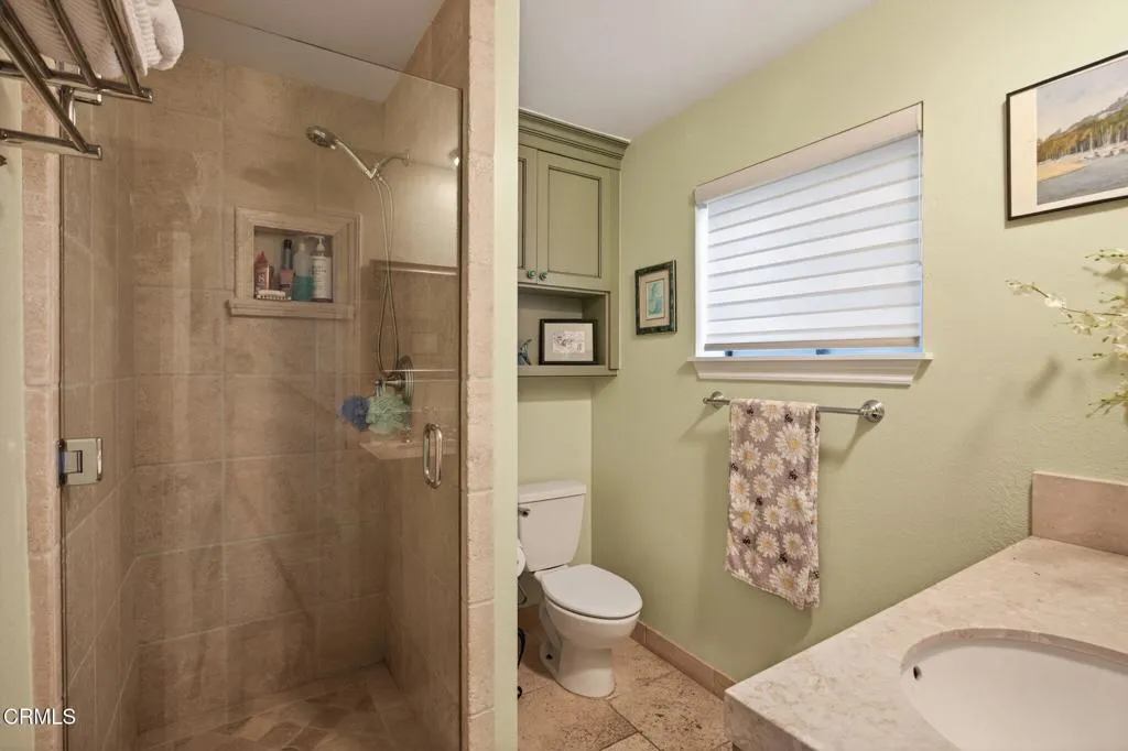 2222 Sunset Drive, Ventura, California 93001 home-pic-44