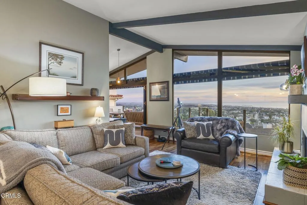 2222 Sunset Drive, Ventura, California 93001 home-pic-7