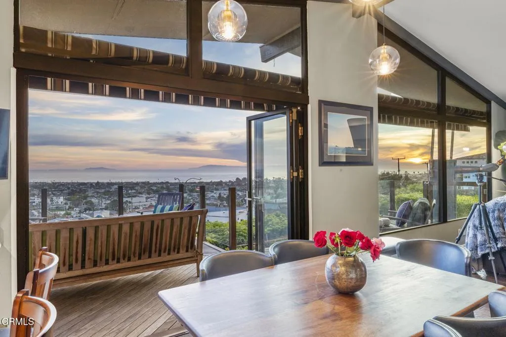 2222 Sunset Drive, Ventura, California 93001 home-pic-6
