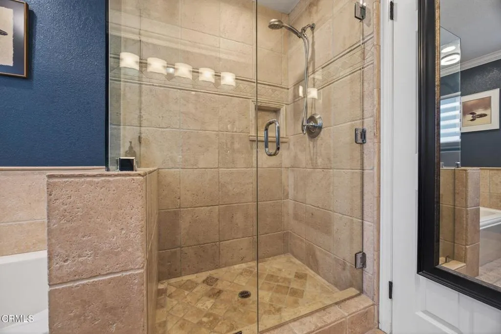 2222 Sunset Drive, Ventura, California 93001 home-pic-38