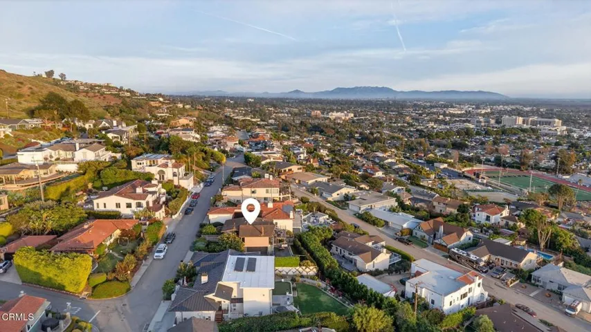 92-web-or-mls-UpmarketMedia-2222Sun-aer-