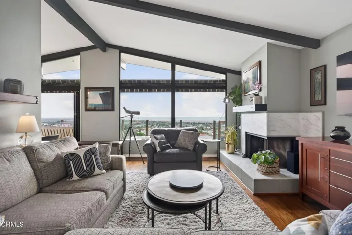 31-web-or-mls-Upmarketmedia_2222Sun-041