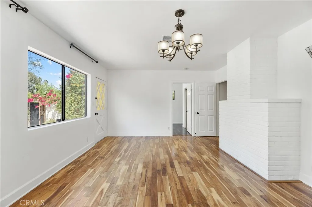 7459 Vanalden Ave, Reseda, California 91335 home-pic-10