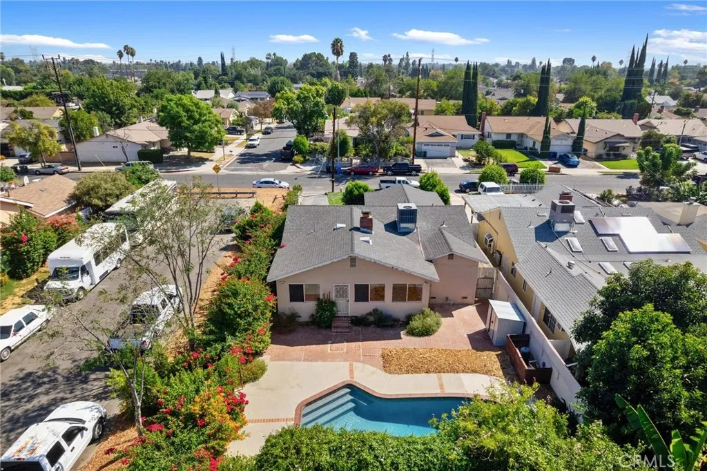 7459 Vanalden Ave, Reseda, California 91335 home-pic-25