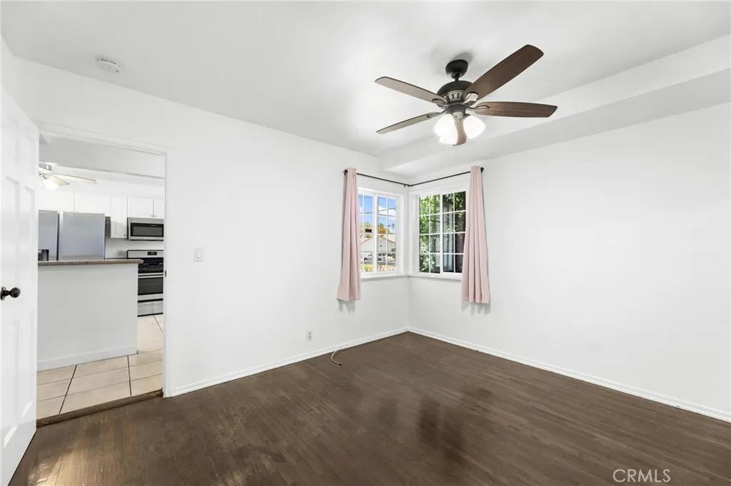 7459 Vanalden Ave, Reseda, California 91335 home-pic-12