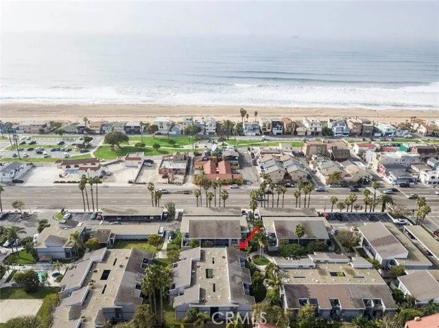 17092 Pacific Coast Hwy 204, Huntington Beach, California 92649 home-pic-1