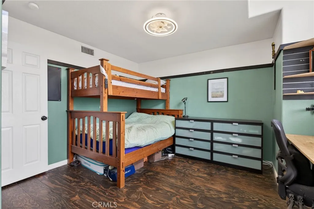 1380 Tanglewood, Corona, California 92882 home-pic-14