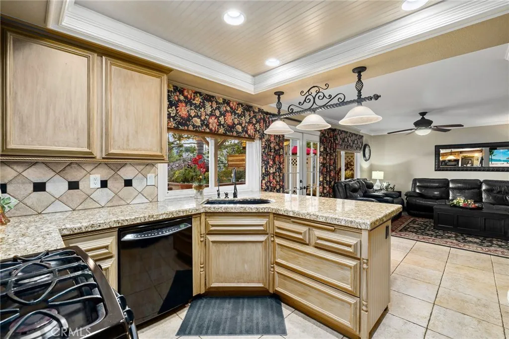 6207 Birdie Drive, La Verne, California 91750 home-pic-21