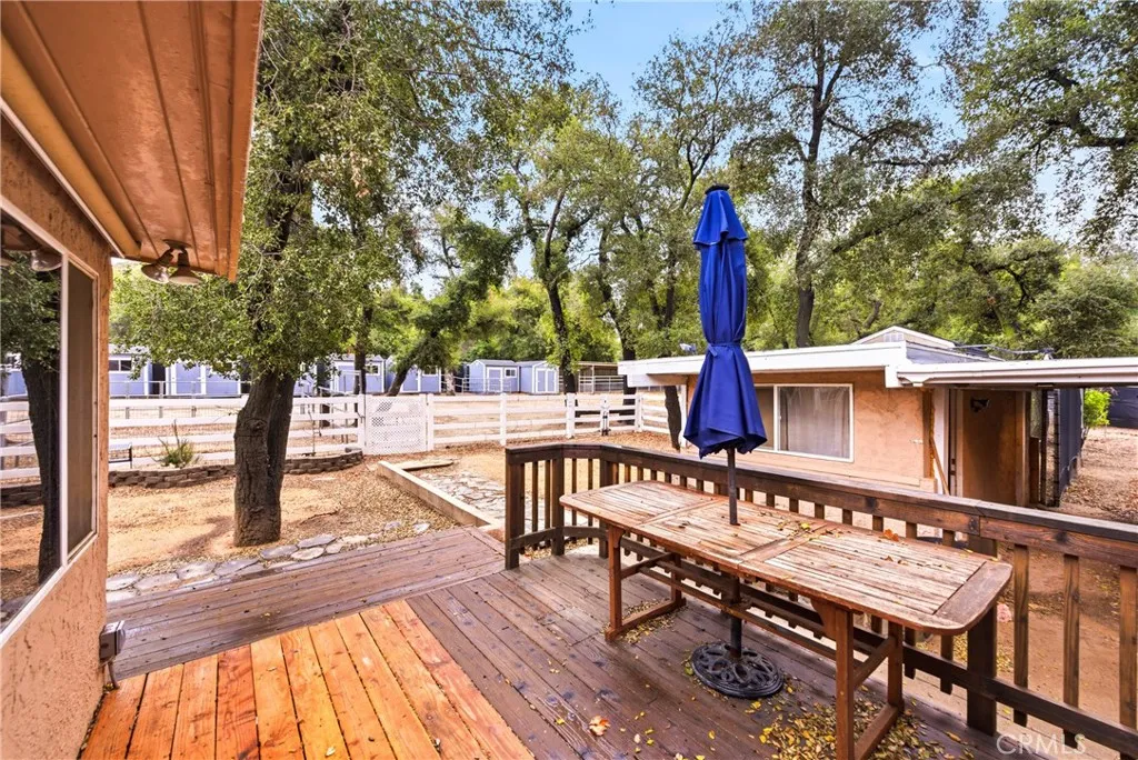 39608 Calle Cascada, Green Valley, California 91390 home-pic-26