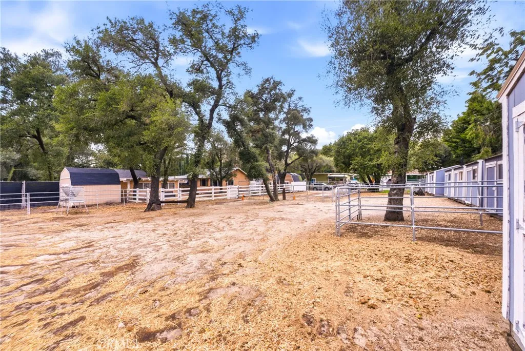 39608 Calle Cascada, Green Valley, California 91390 home-pic-41
