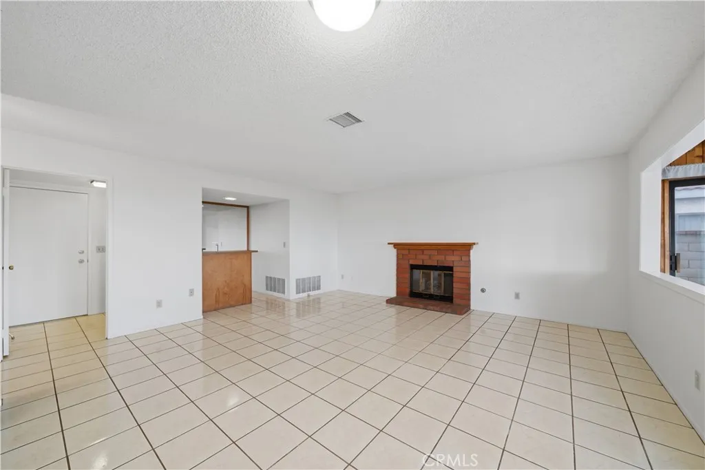 622 Looking Glass Drive, Diamond Bar, California 91765 home-pic-18