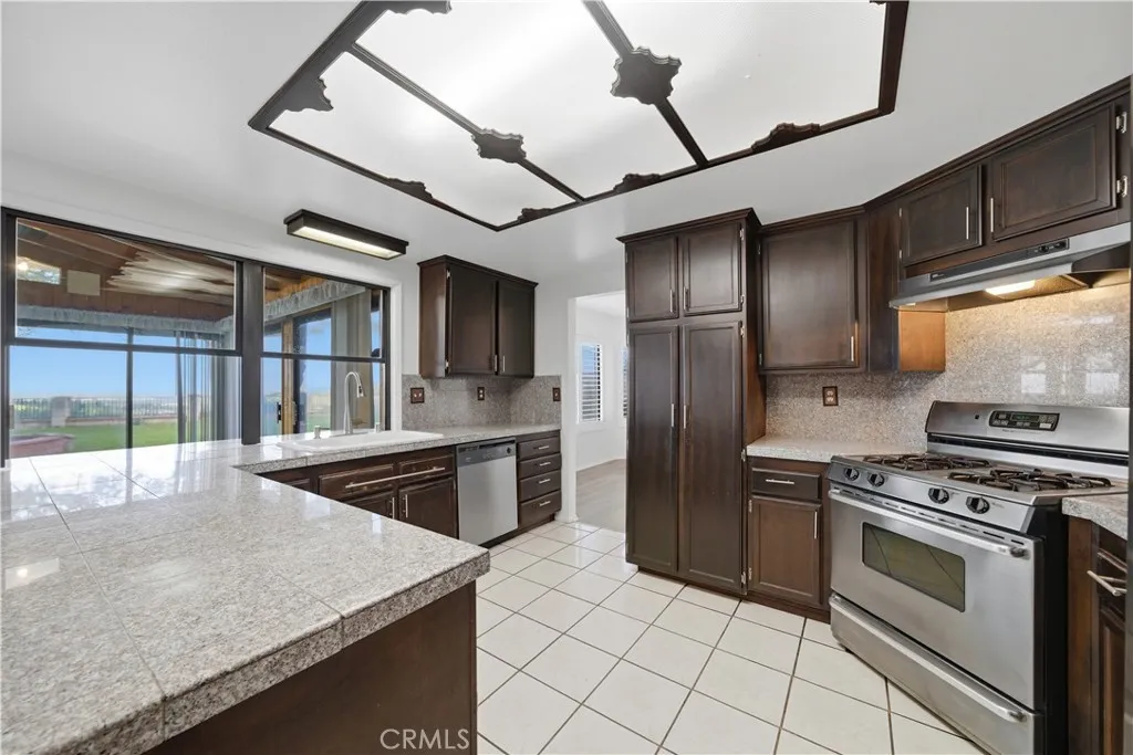 622 Looking Glass Drive, Diamond Bar, California 91765 home-pic-22