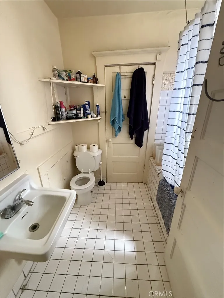 415 Euclid Avenue, Los Angeles, California 90063 home-pic-24